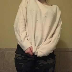 Pearl cream sweater